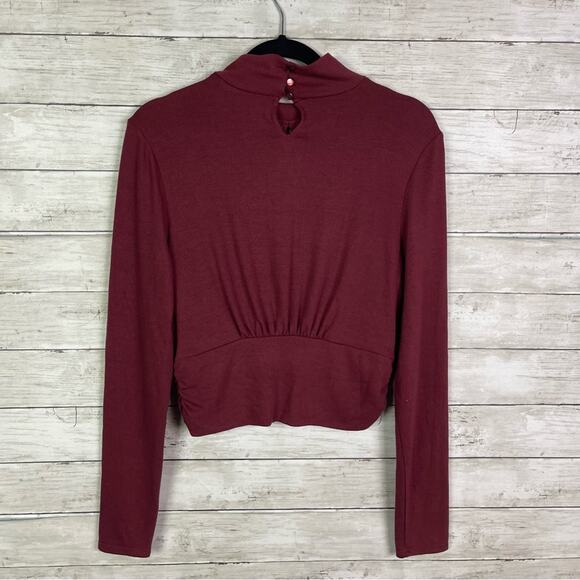 Brea Canyon Shabby Chic Rosa Keyhole Knit Top Size Large - Picture 8 of 8